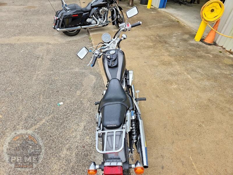 2010 HONDA VT750 — фото 6