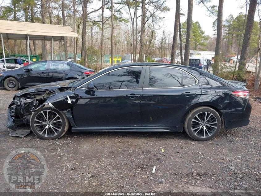 2018 TOYOTA CAMRY SE — фото 14