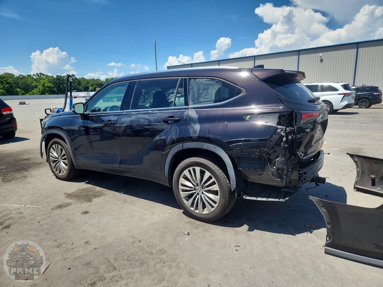 2020 TOYOTA HIGHLANDER — фото 2