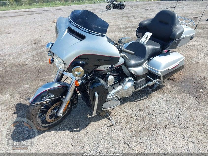 2015 HARLEY-DAVIDSON FLHTKL (ULTRA LIMITED LOW) ULTRA LIMITED LOW — фото 2