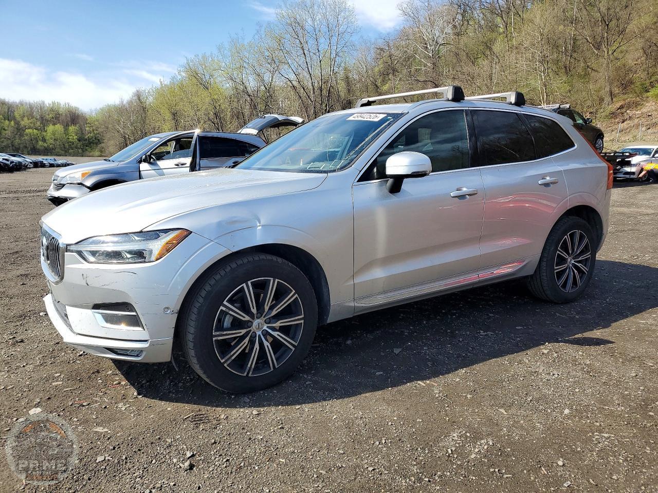 2021 VOLVO XC60 — фото 1