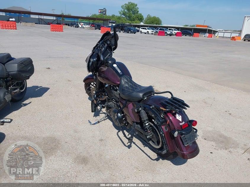 2018 HARLEY-DAVIDSON FLHXS (STREET GLIDE SPECIAL) STREET GLIDE SPECIAL — фото 3