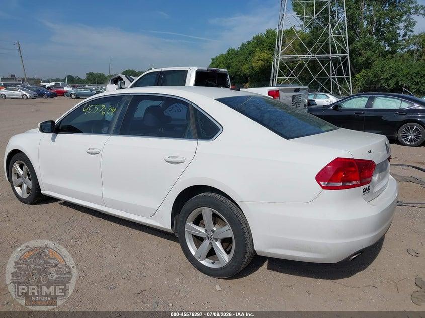 2013 VOLKSWAGEN PASSAT 2.5L SE — фото 3