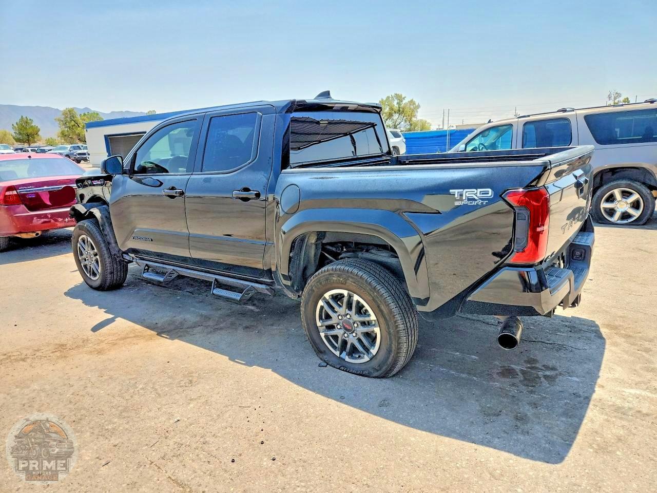 2025 TOYOTA TACOMA — фото 2