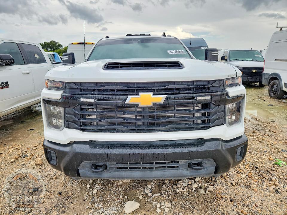 2024 CHEVROLET SILVERADO — фото 5