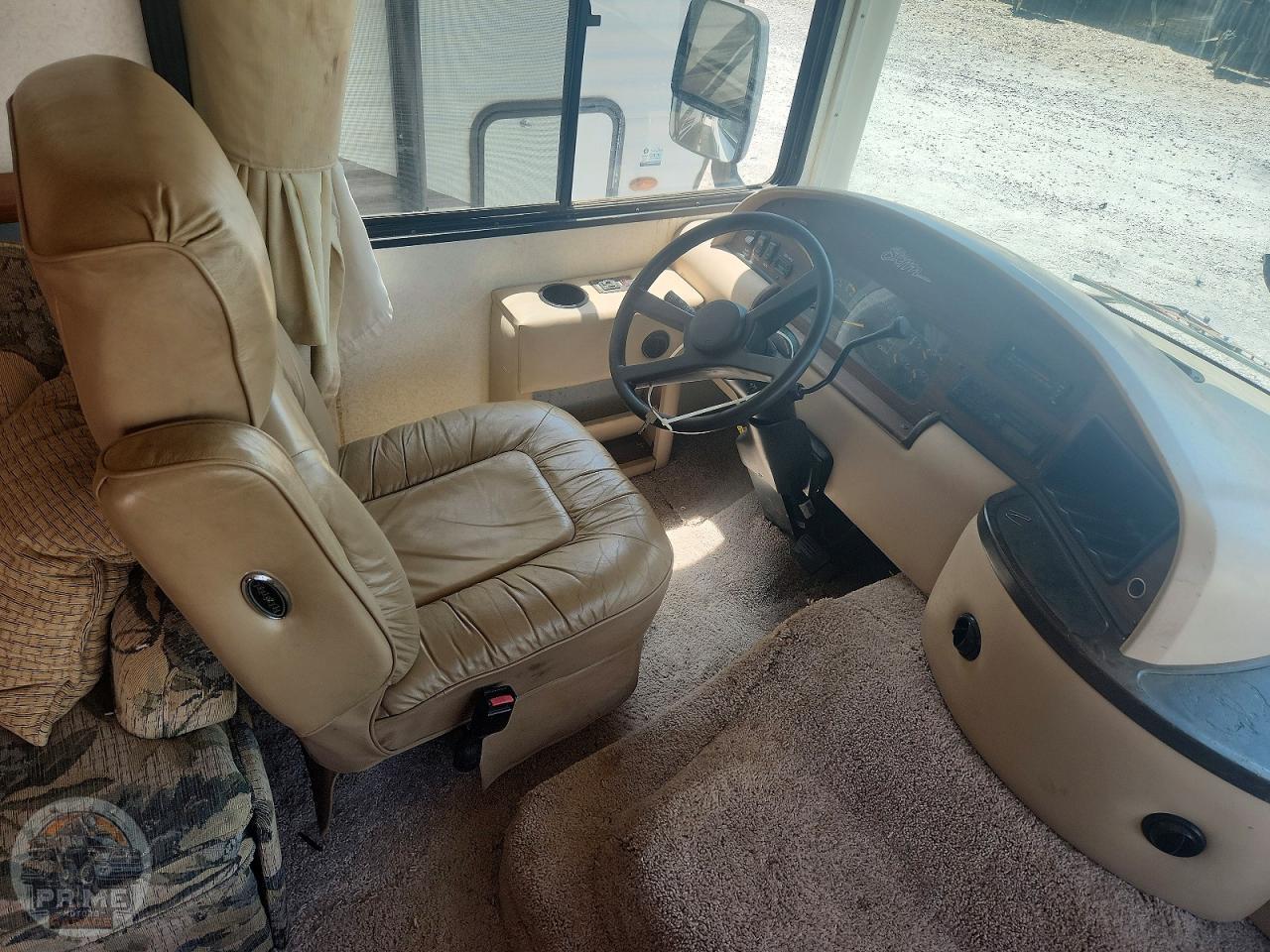 2000 WORKHORSE MOTORHOME — фото 15