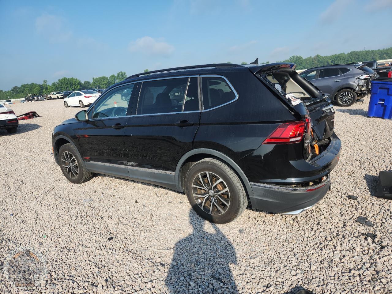 2021 VOLKSWAGEN TIGUAN — фото 2
