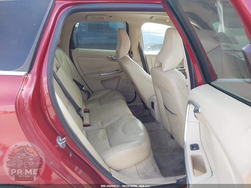 2015 VOLVO XC60 T5 PLATINUM — фото 8