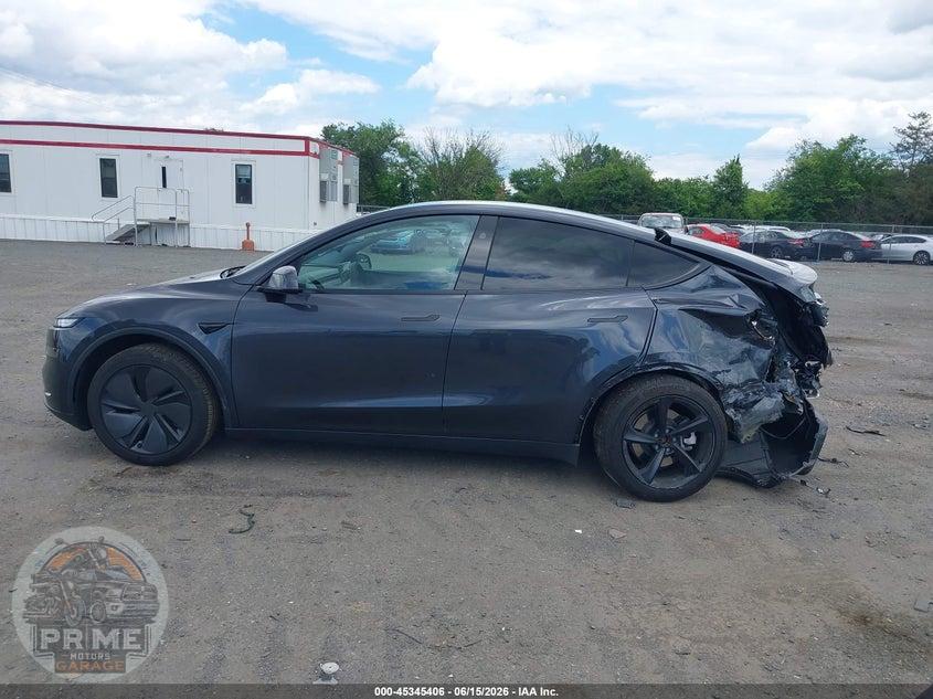 2026 TESLA MODEL Y PREMIUM REAR-WHEEL DRIVE/REAR-WHEEL DRIVE — фото 13