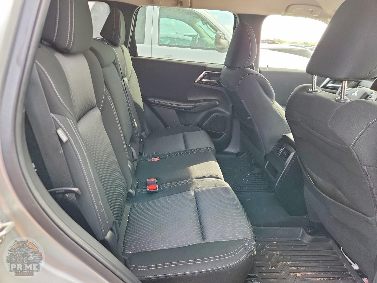 2022 MITSUBISHI OUTLANDER — фото 10
