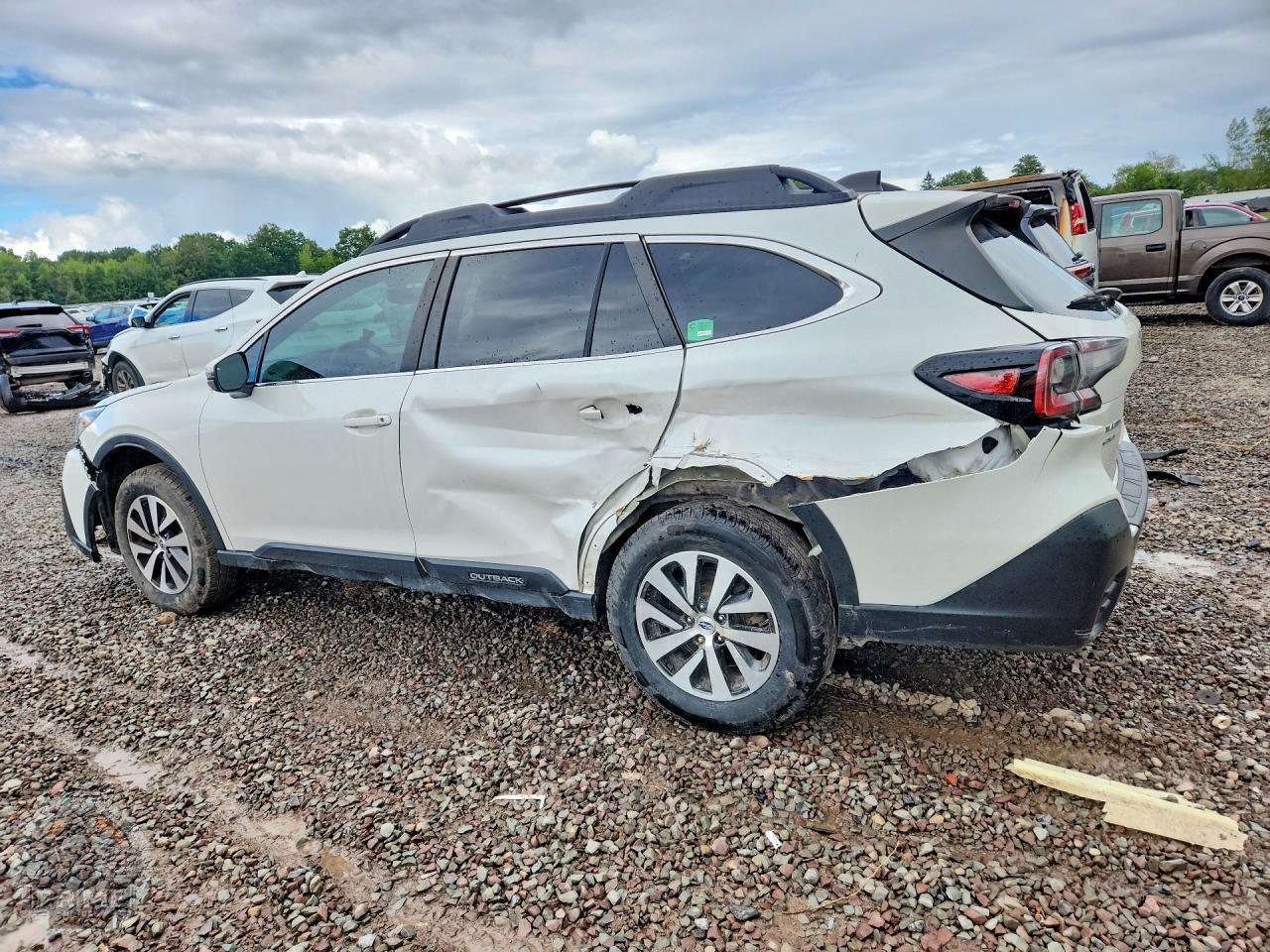 2020 SUBARU OUTBACK — фото 2