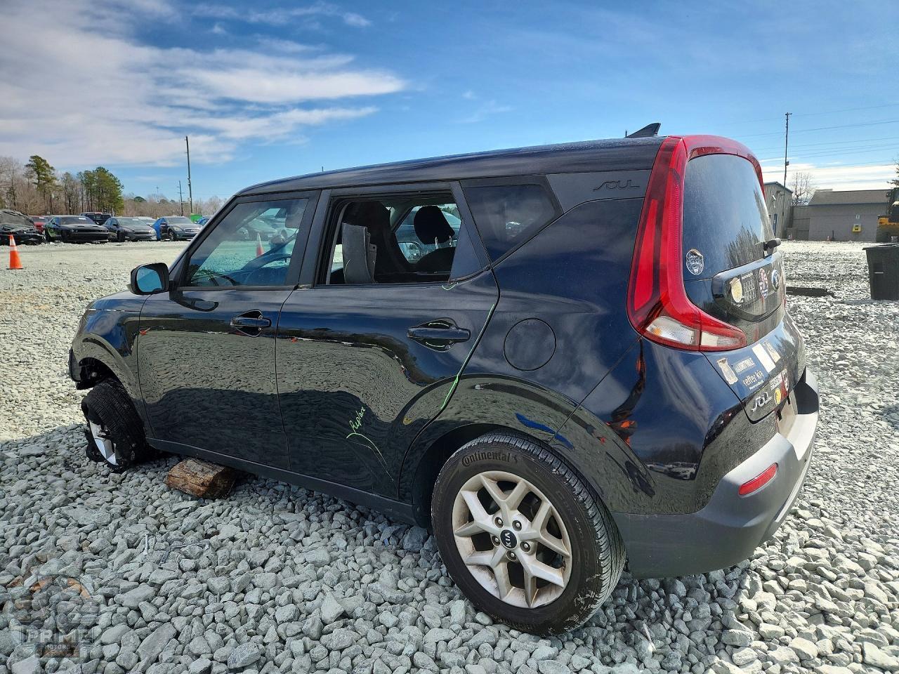 2021 KIA SOUL — фото 2