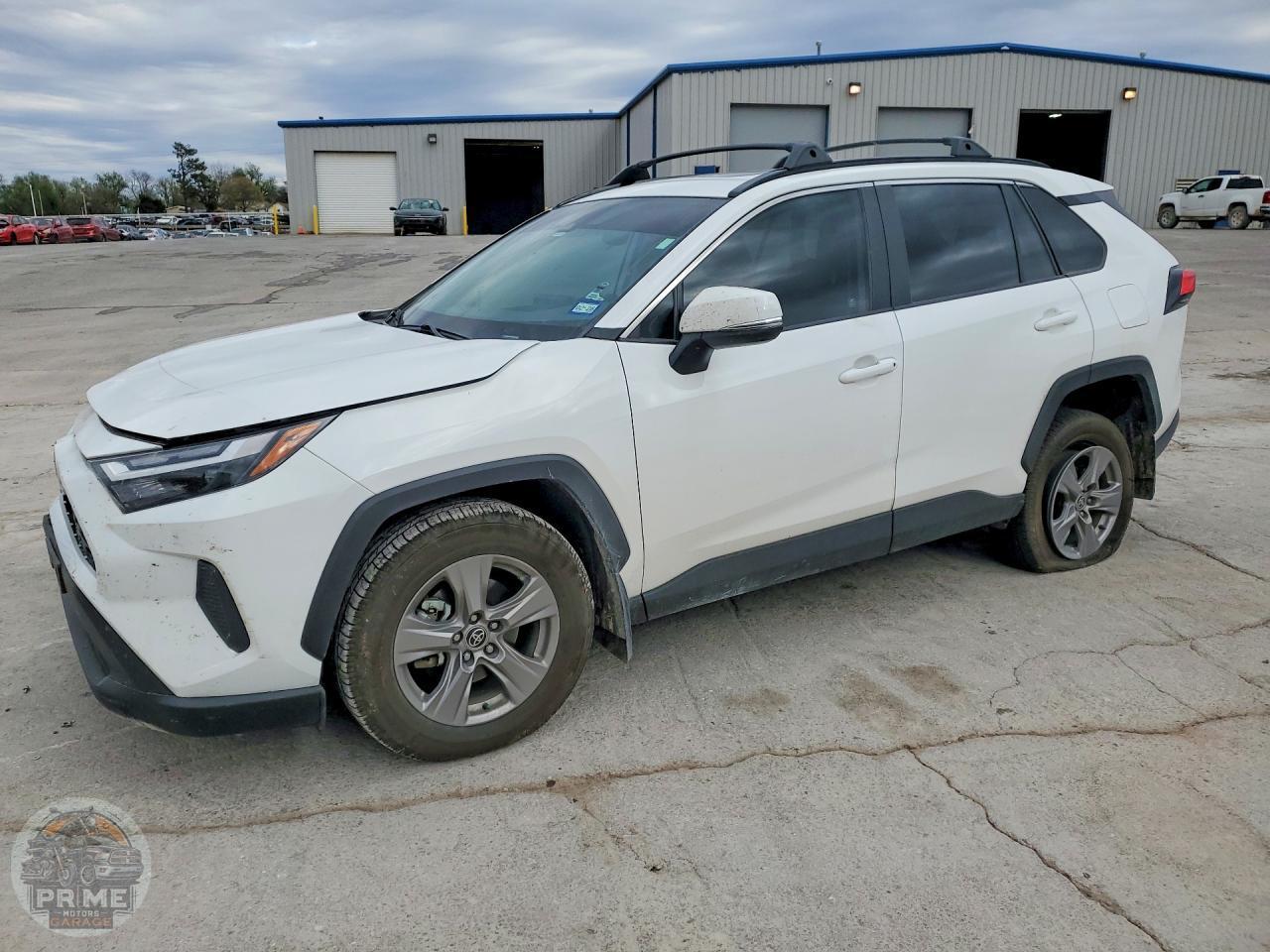 2023 TOYOTA RAV4 — фото 1