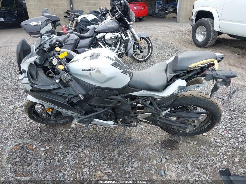 2025 KAWASAKI ZX400 S — фото 14
