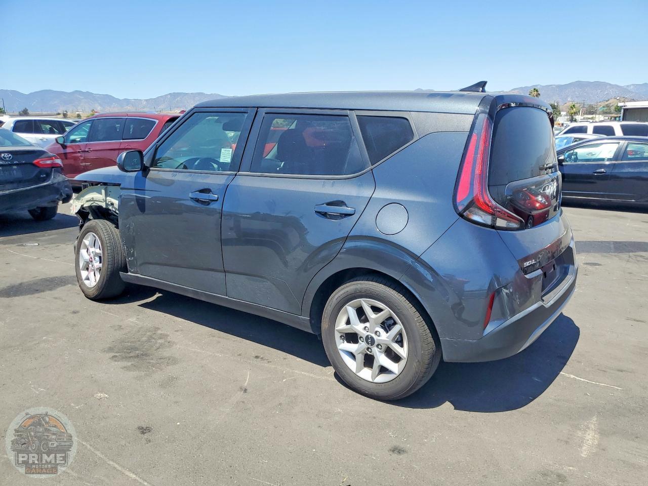 2025 KIA SOUL — фото 2