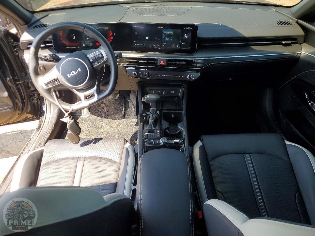 2025 KIA K5 — фото 8