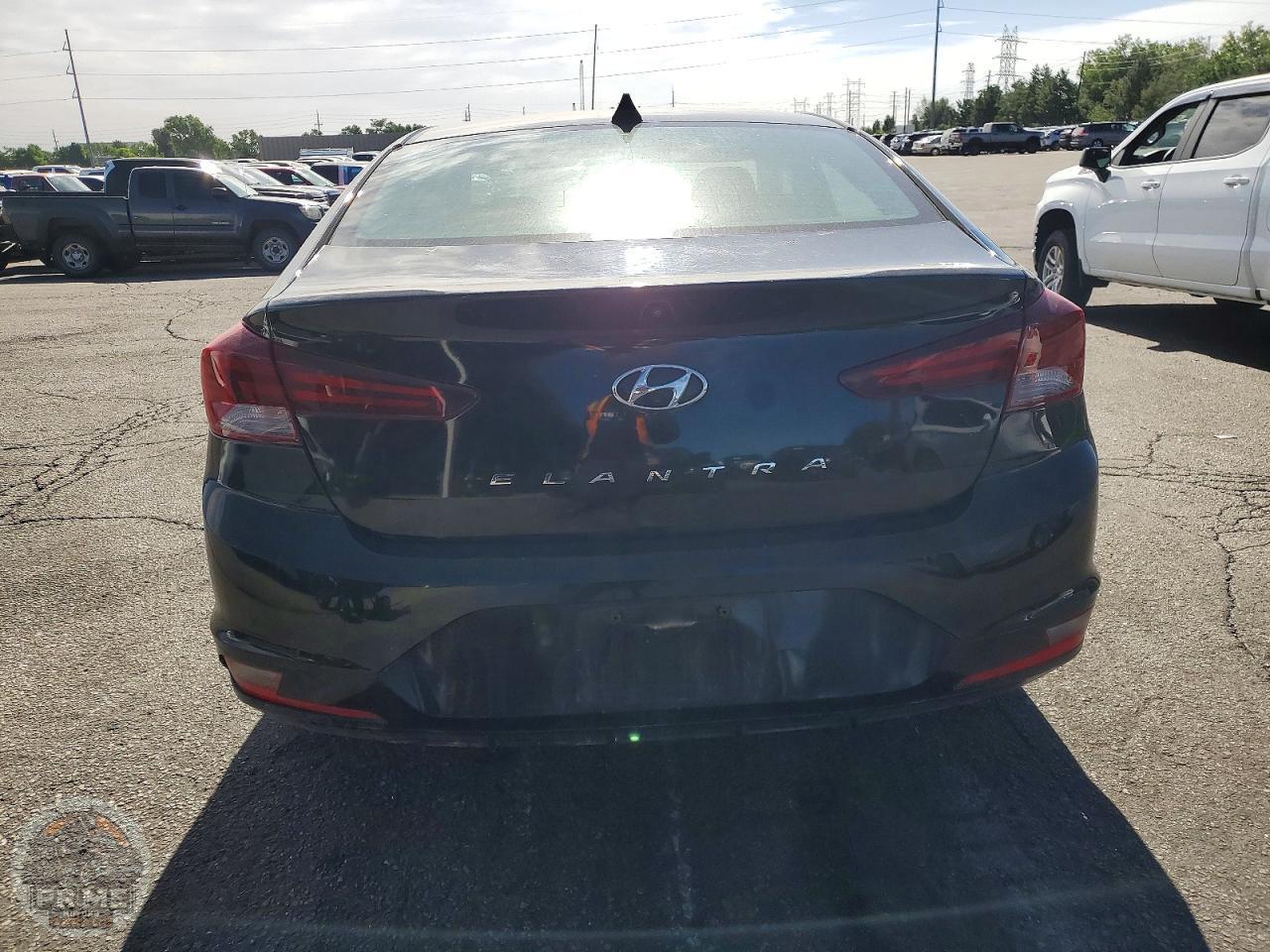 2020 HYUNDAI ELANTRA — фото 6