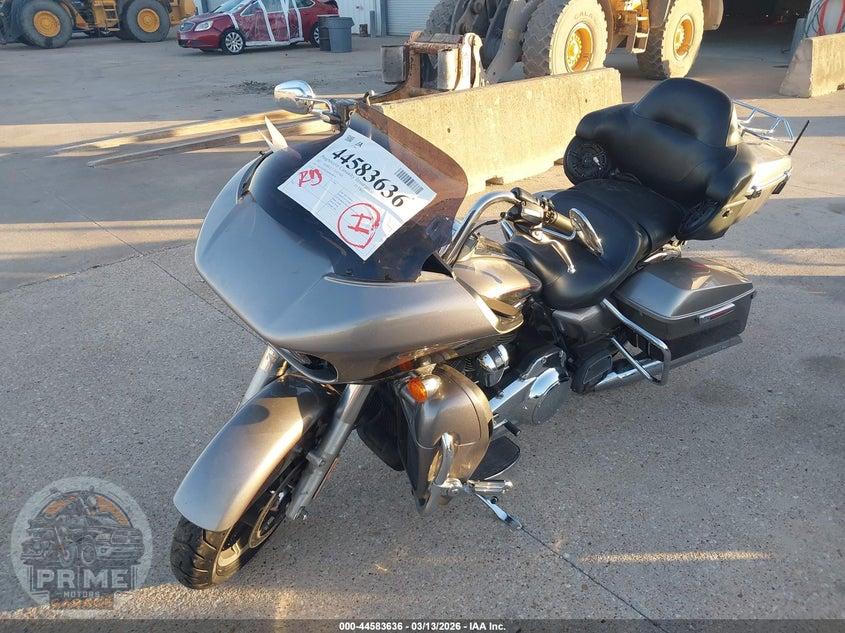 2017 HARLEY-DAVIDSON FLTRU (ROAD GLIDE ULTRA) — фото 2