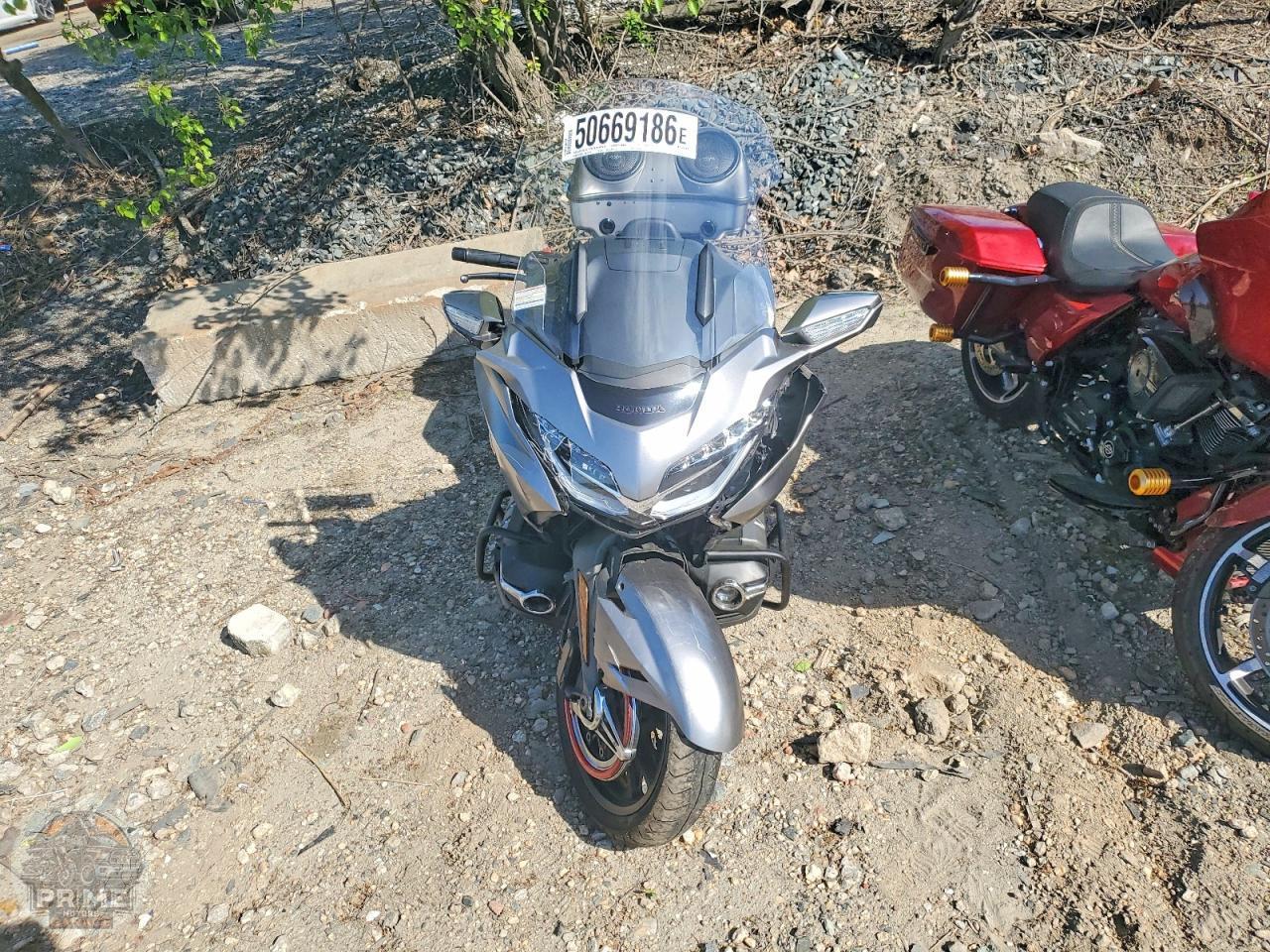 2018 HONDA GL1800 — фото 5