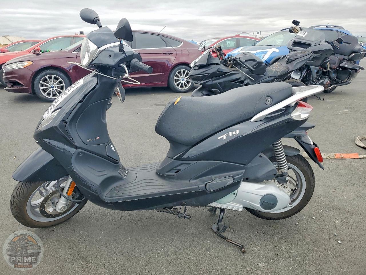2015 PIAGGIO BV — фото 3