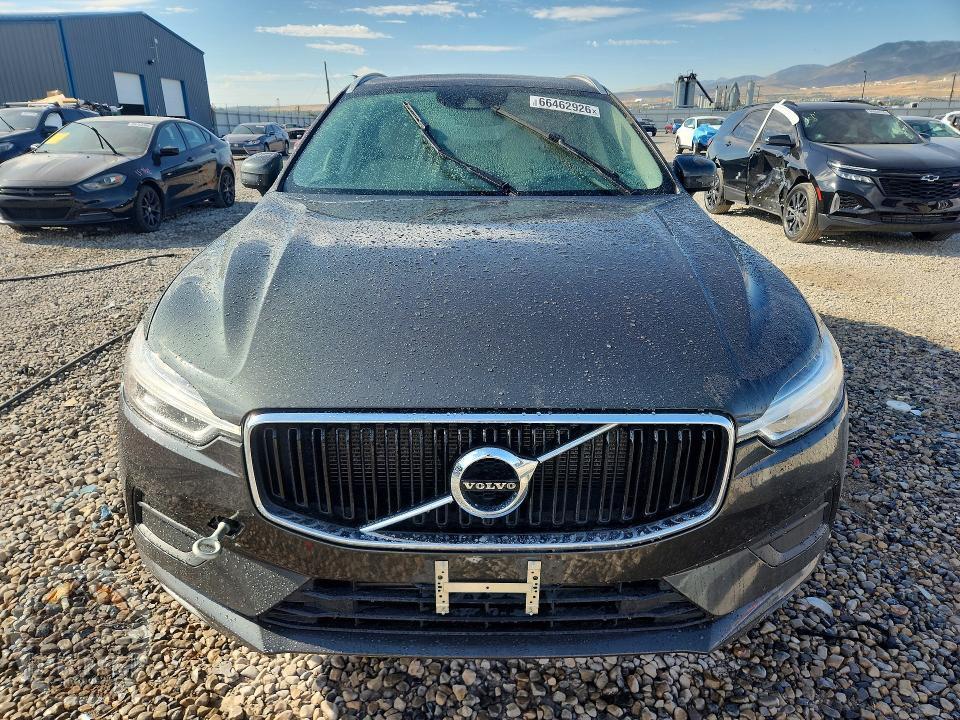 2020 VOLVO XC60 — фото 8