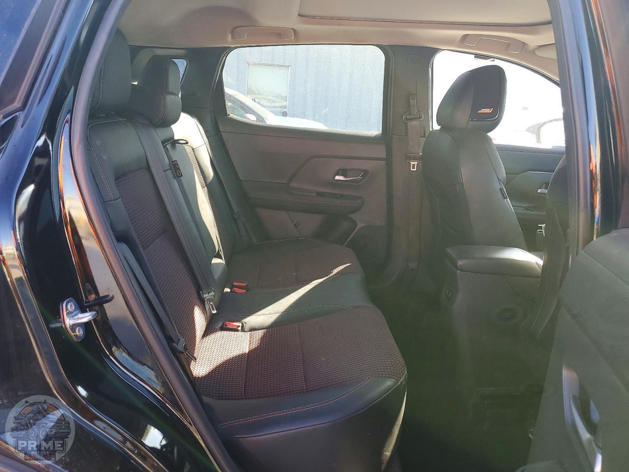 2025 NISSAN KICKS — фото 11