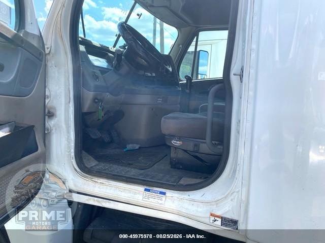 2016 FREIGHTLINER CASCADIA 125 — фото 7