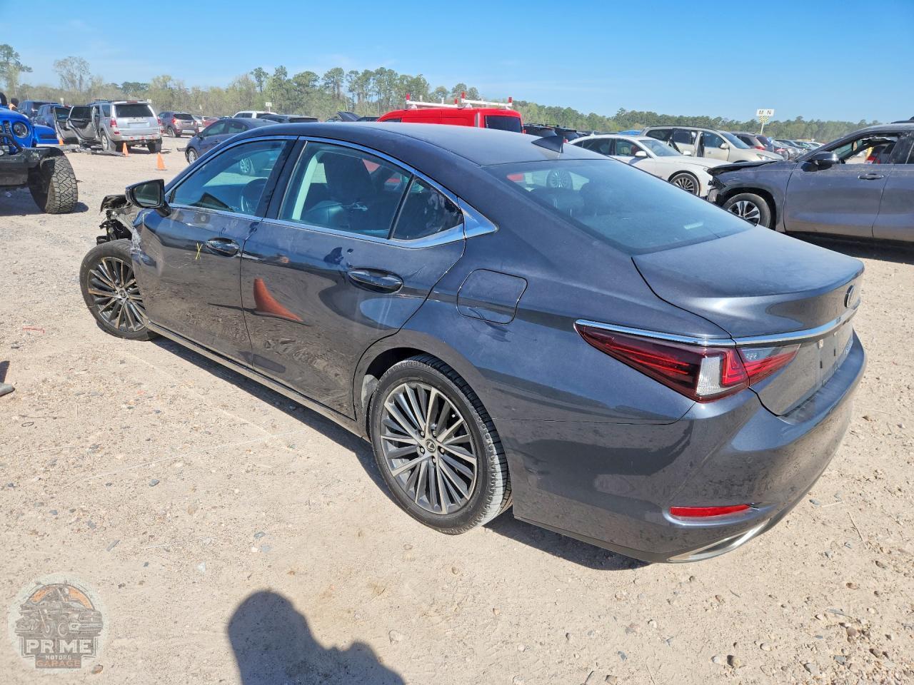 2022 LEXUS ES — фото 2