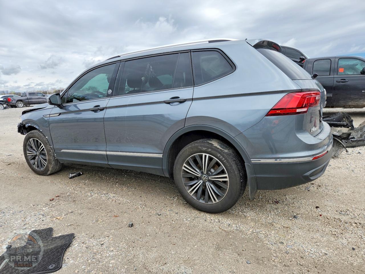 2024 VOLKSWAGEN TIGUAN — фото 2
