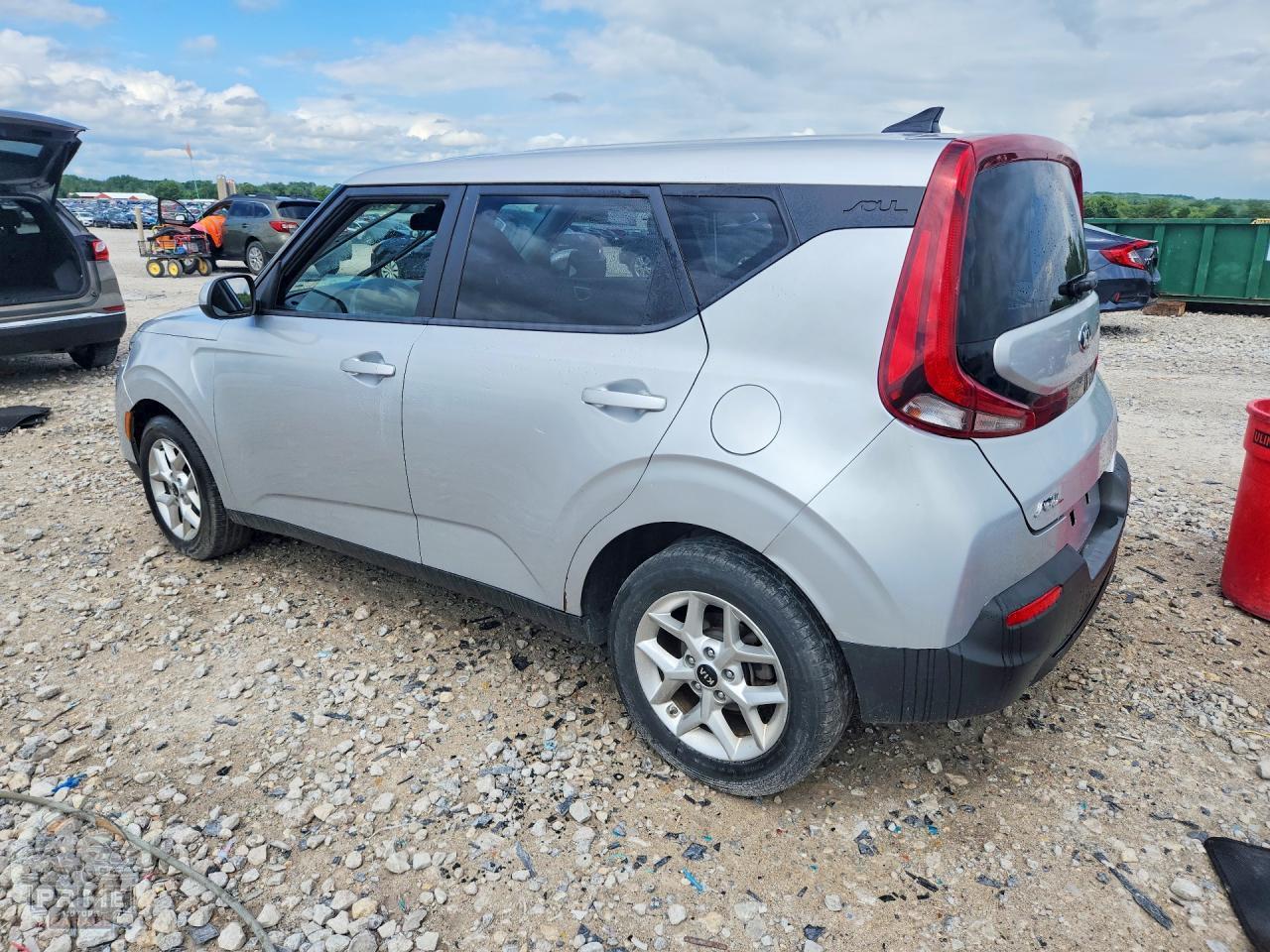 2021 KIA SOUL — фото 2
