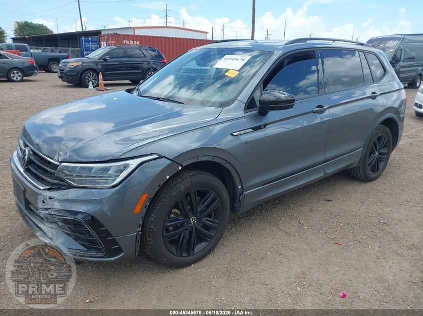 2022 VOLKSWAGEN TIGUAN 2.0T SE R-LINE BLACK — фото 2