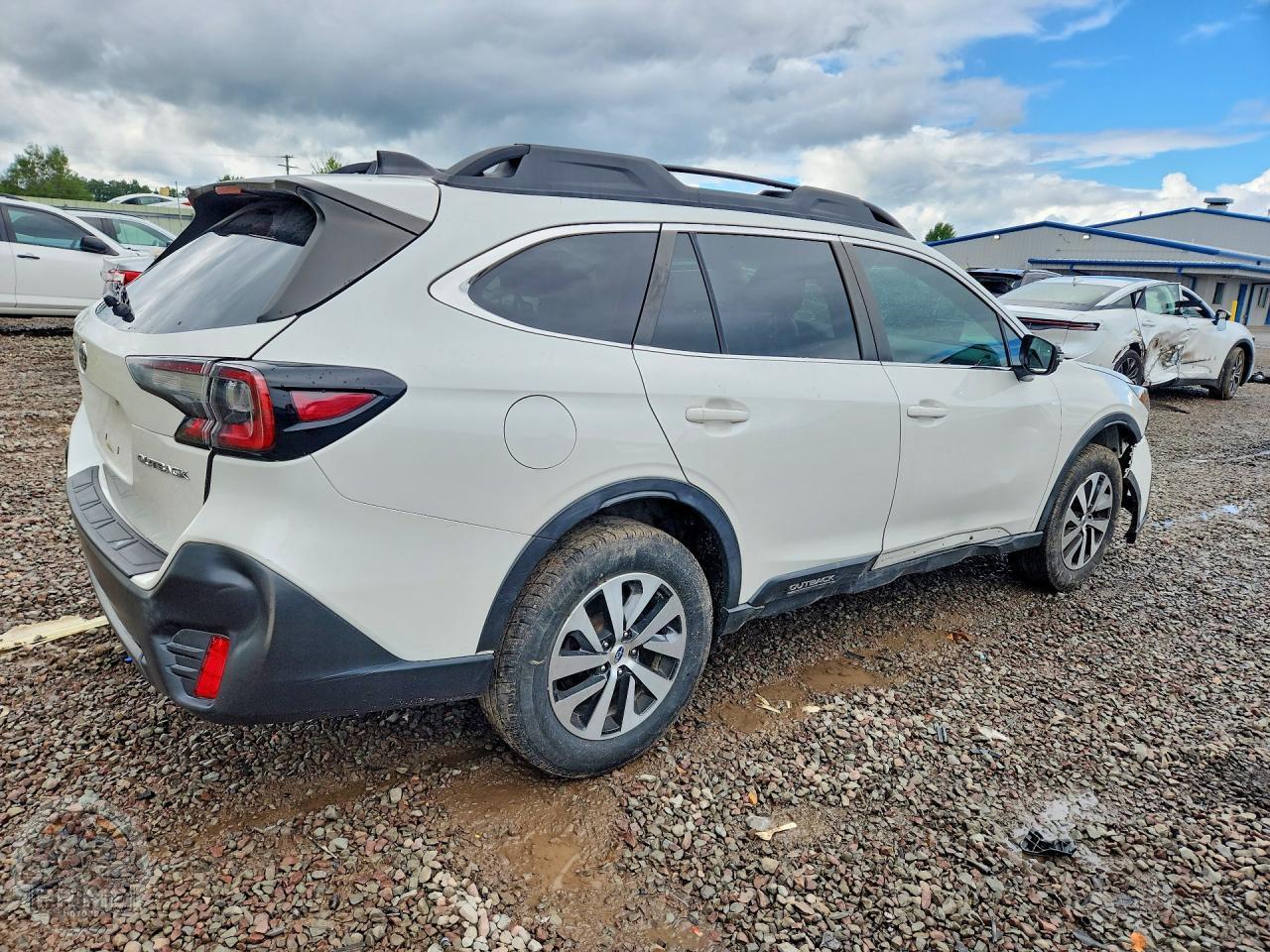 2020 SUBARU OUTBACK — фото 3
