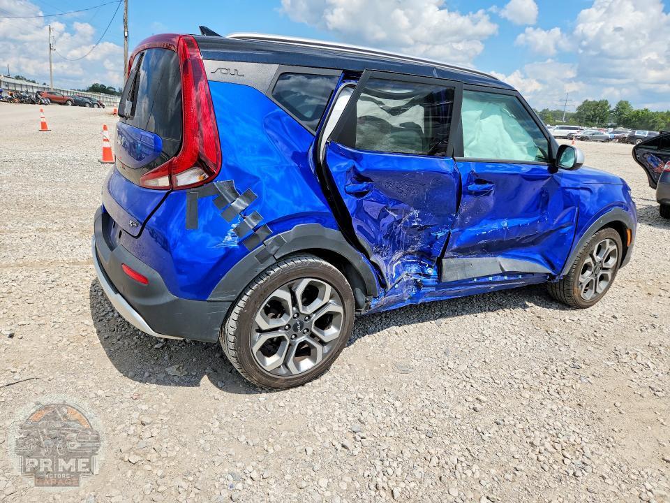 2022 KIA SOUL — фото 3