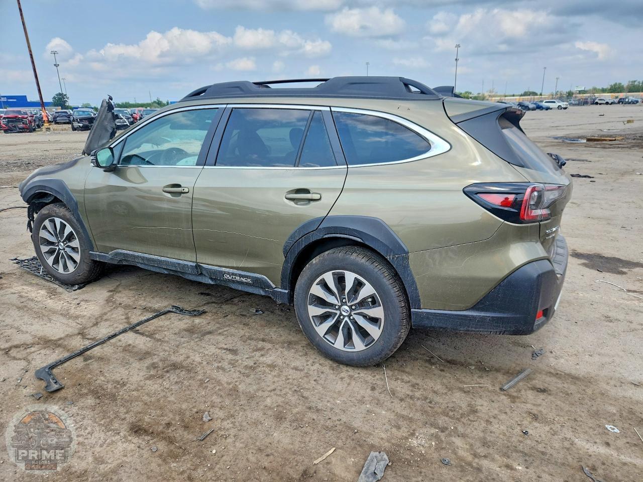 2025 SUBARU OUTBACK — фото 2
