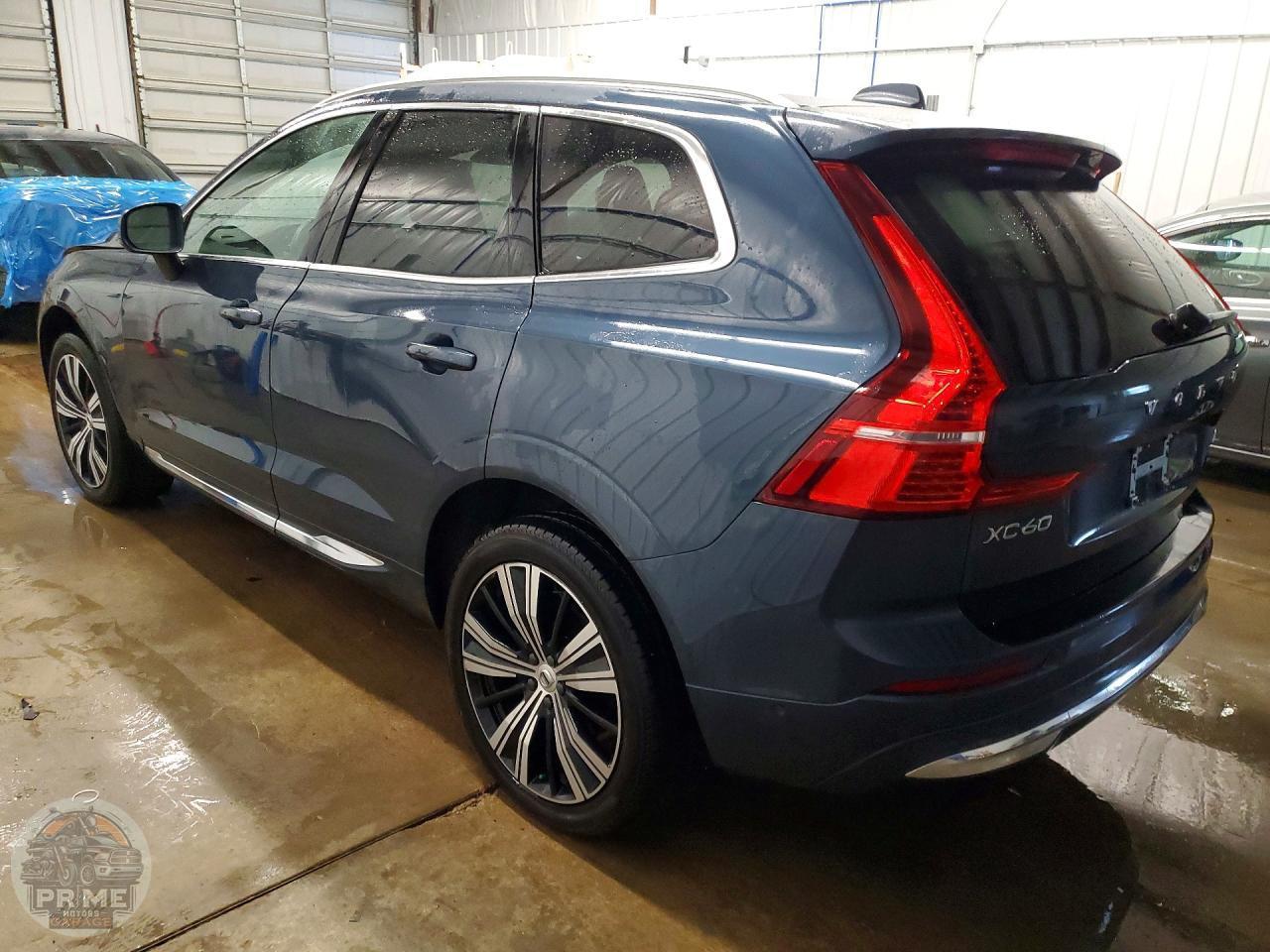 2022 VOLVO XC60 — фото 2