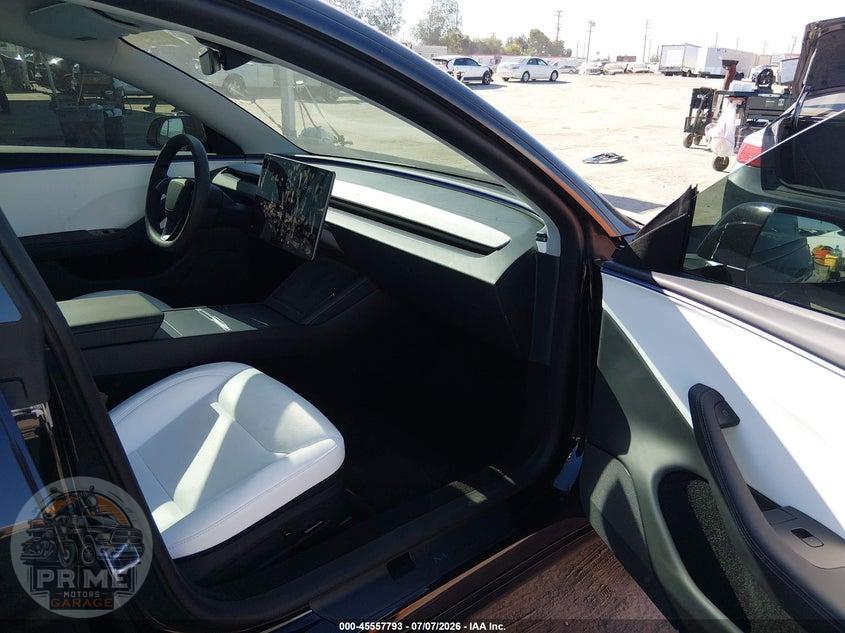 2026 TESLA MODEL 3 PREMIUM REAR-WHEEL DRIVE/REAR-WHEEL DRIVE — фото 5