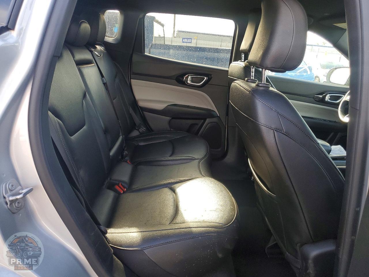 2025 JEEP COMPASS — фото 11
