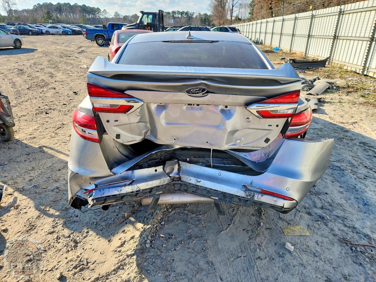 2020 FORD FUSION — фото 3