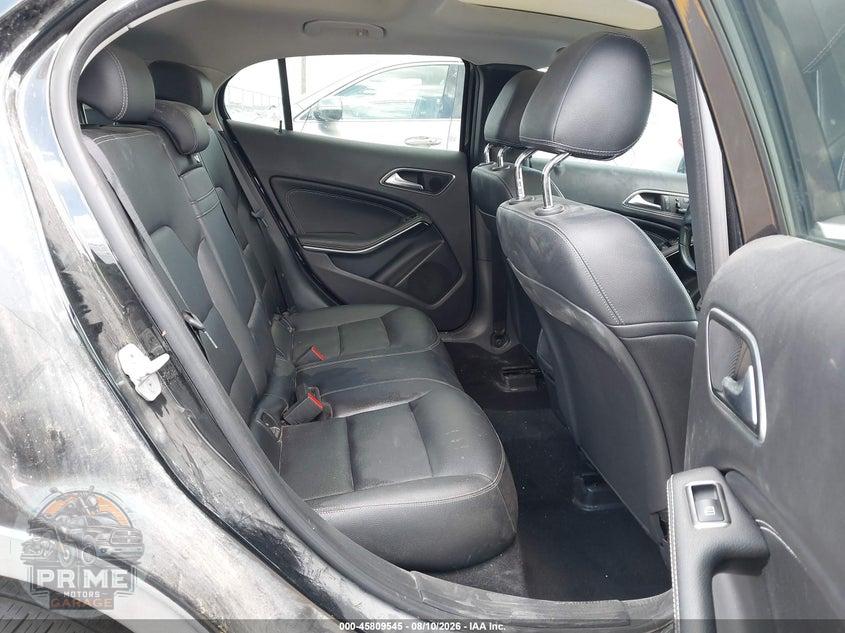 2015 MERCEDES-BENZ GLA 250 — фото 8
