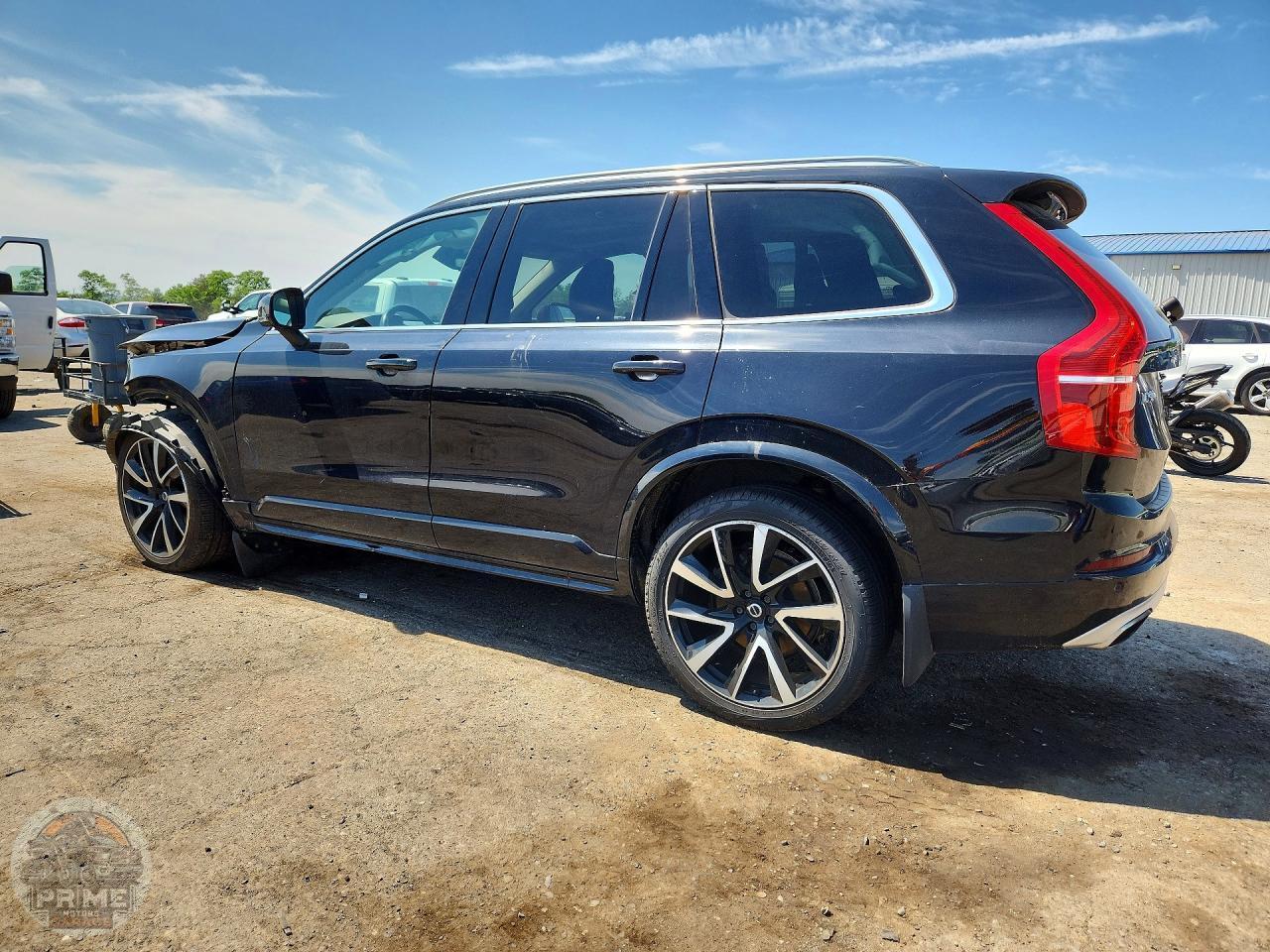2021 VOLVO XC90 — фото 2
