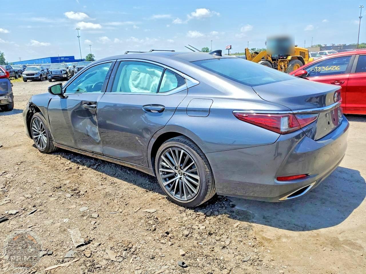 2025 LEXUS ES — фото 2