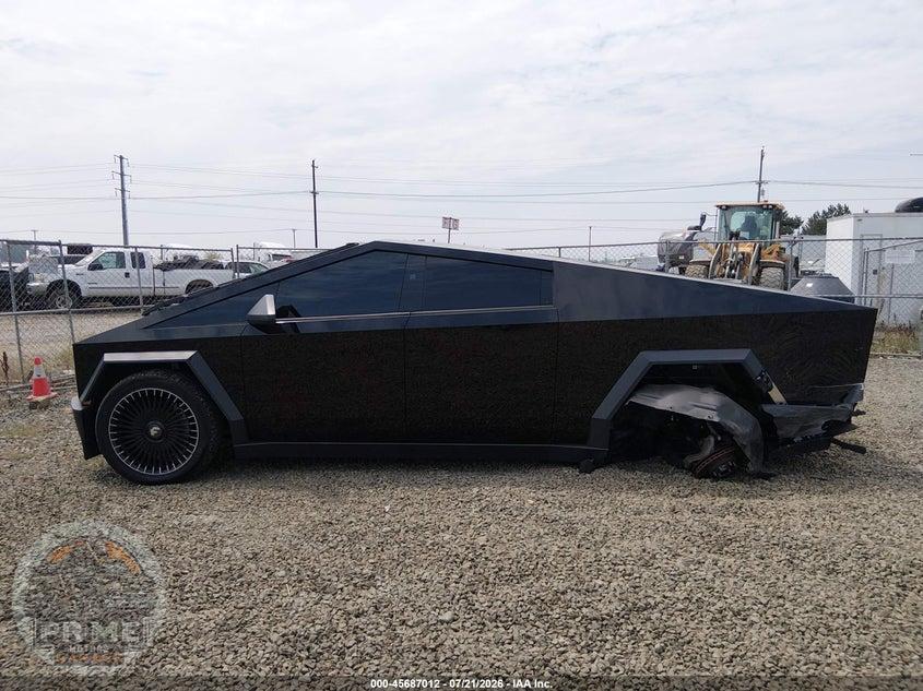 2025 TESLA CYBERTRUCK ALL-WHEEL DRIVE — фото 14