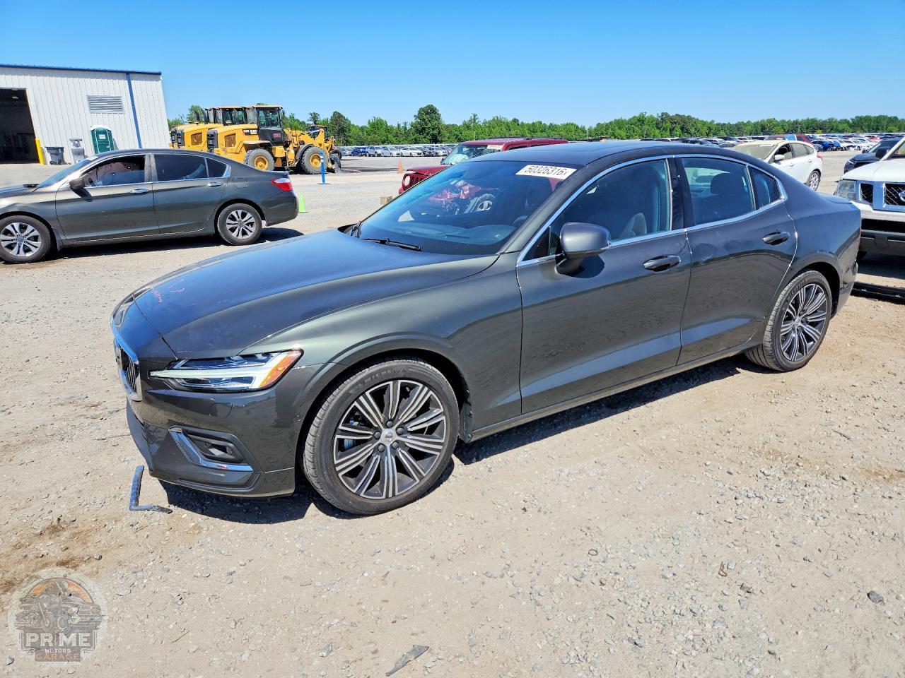 2022 VOLVO S60 — фото 1