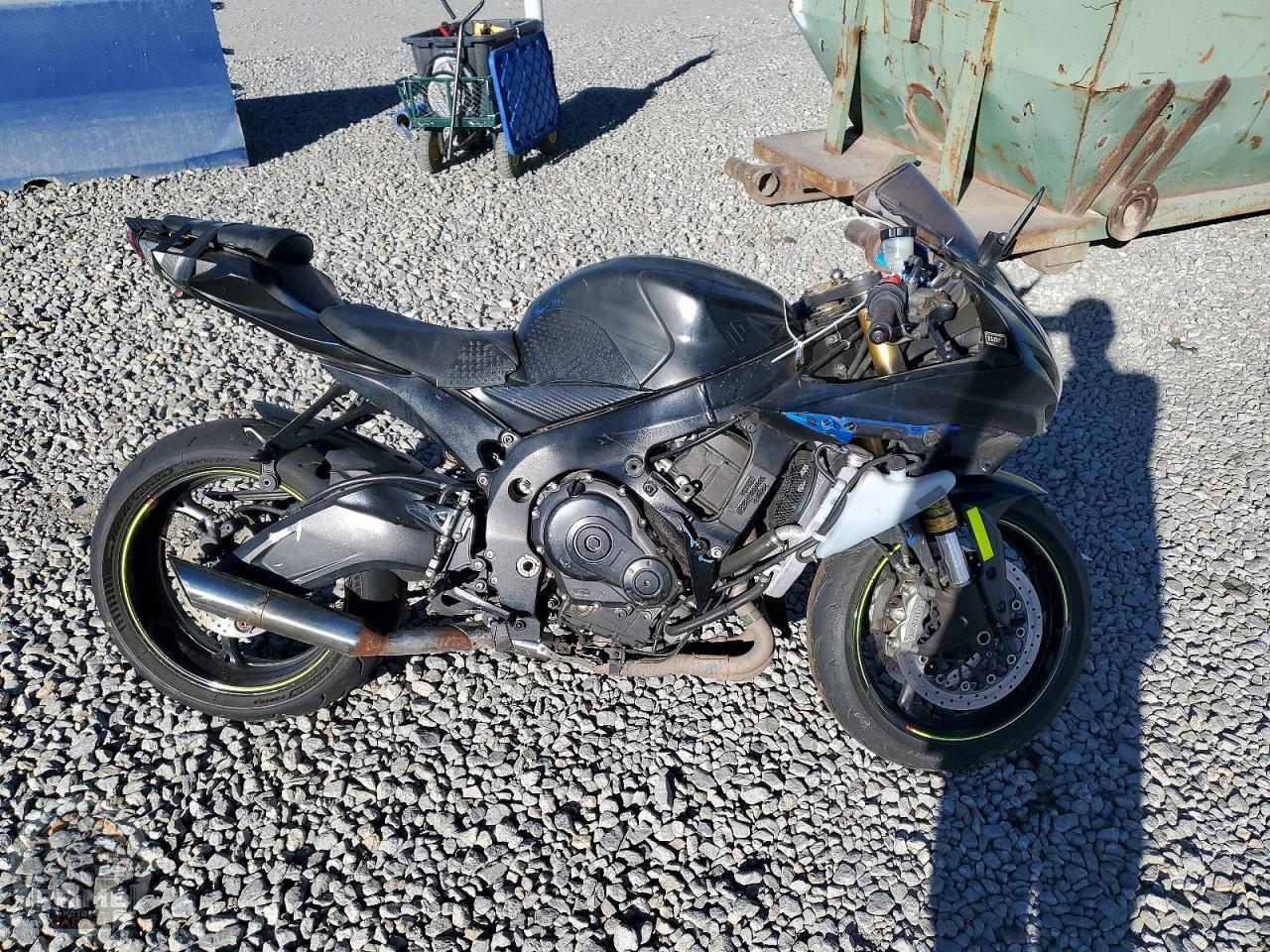 2016 SUZUKI GSX R750 — фото 2