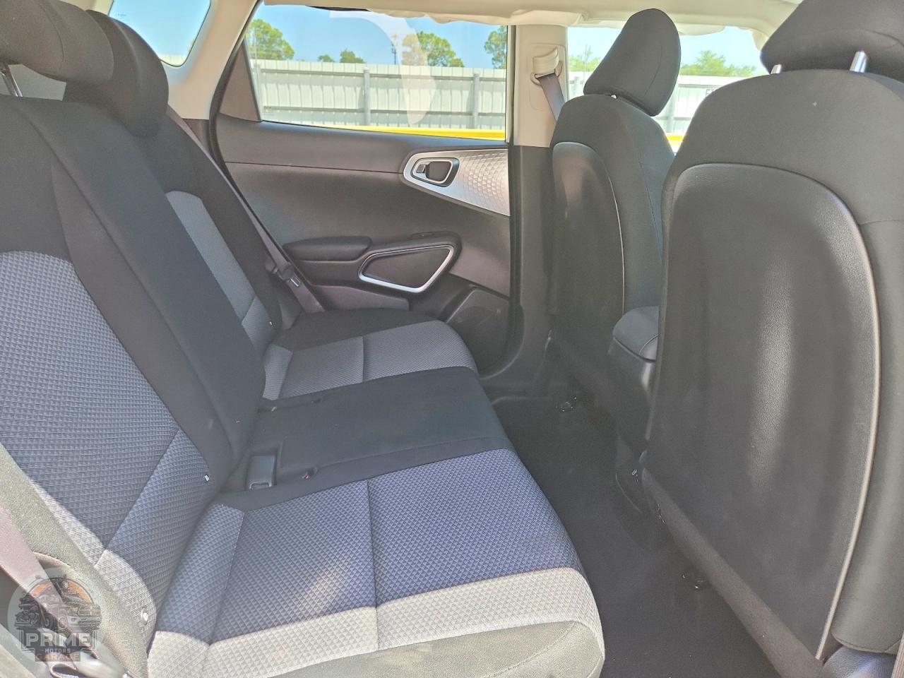 2023 KIA SOUL — фото 10