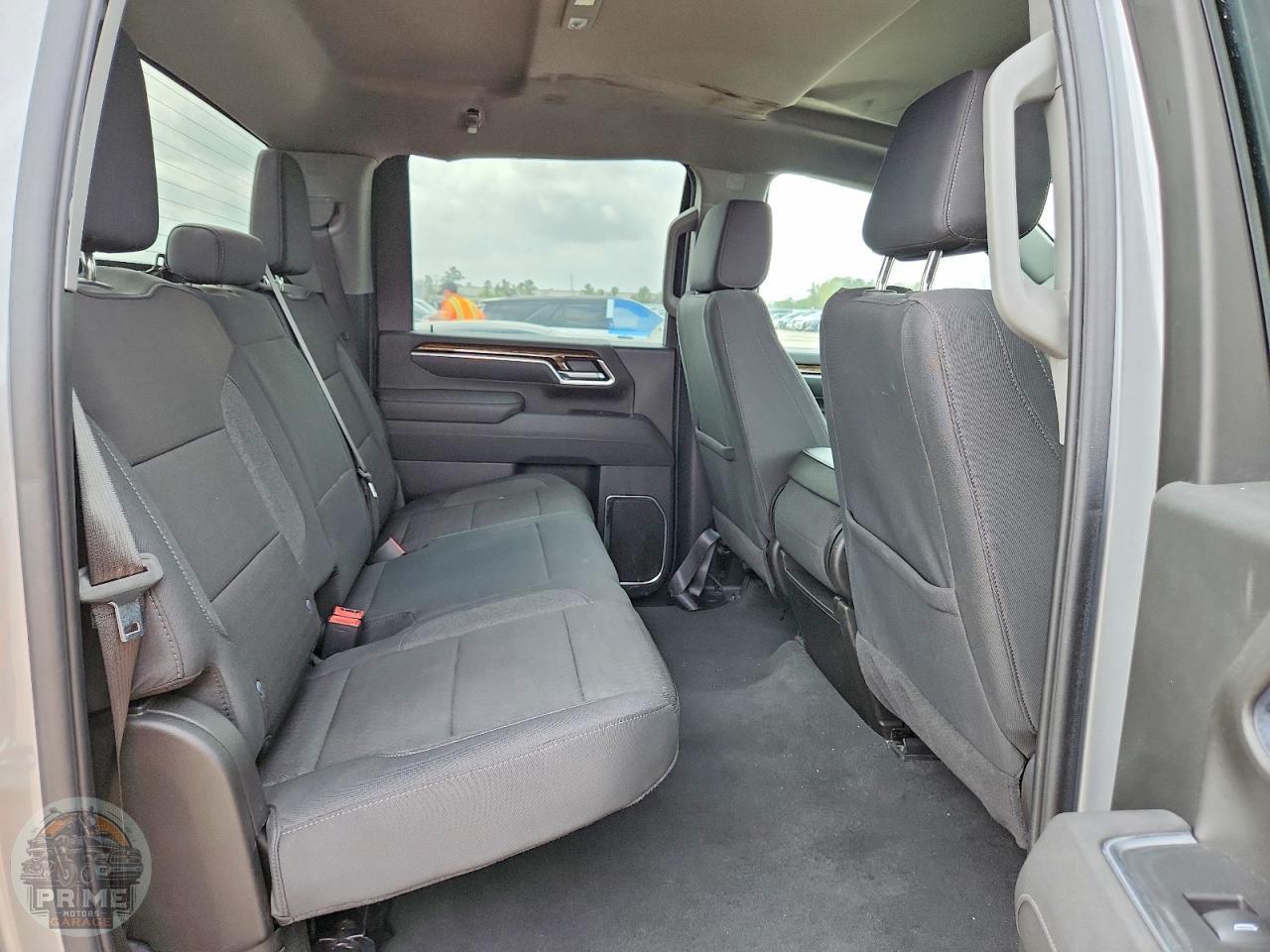 2025 GMC SIERRA — фото 10