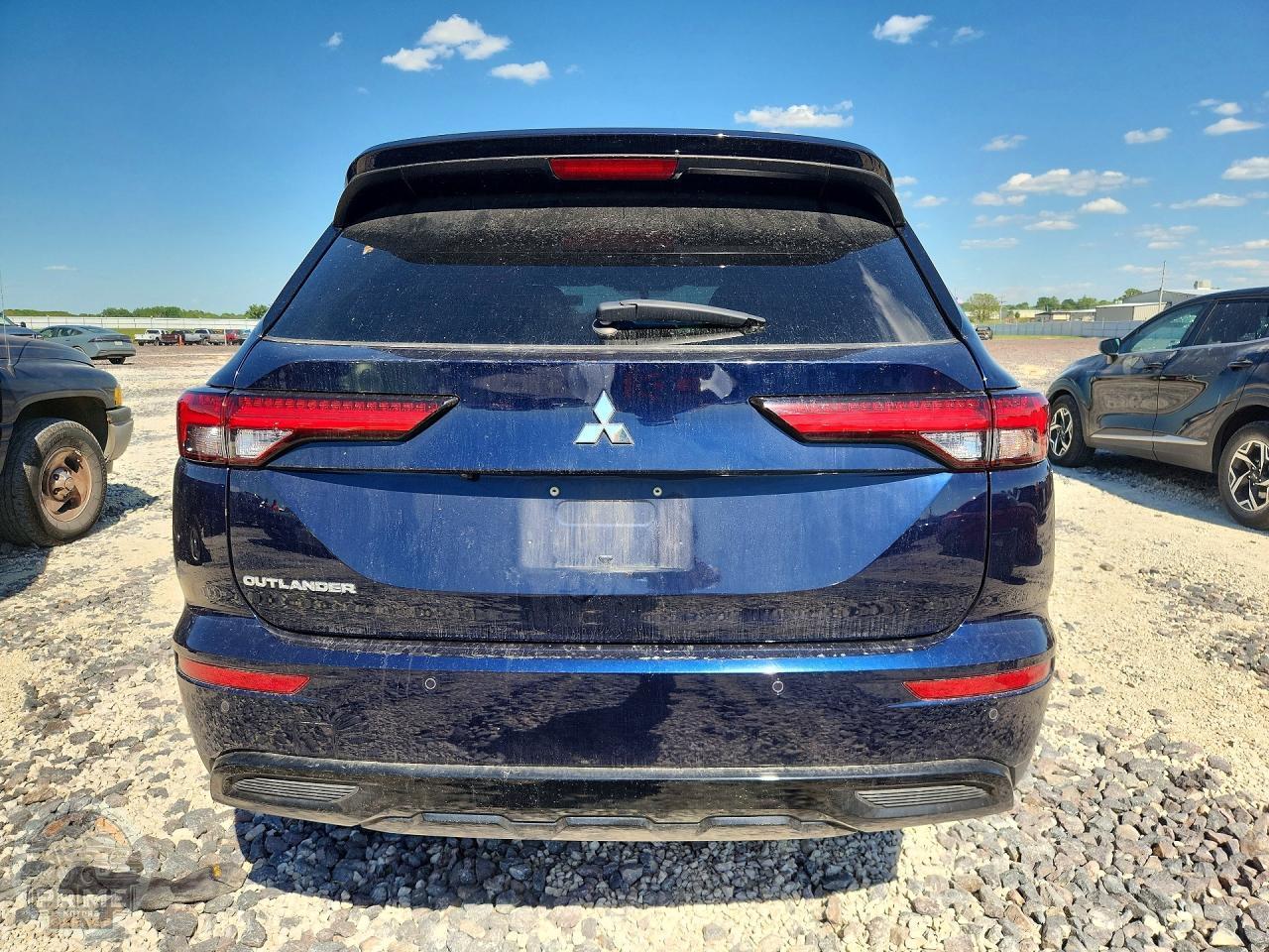 2022 MITSUBISHI OUTLANDER — фото 6