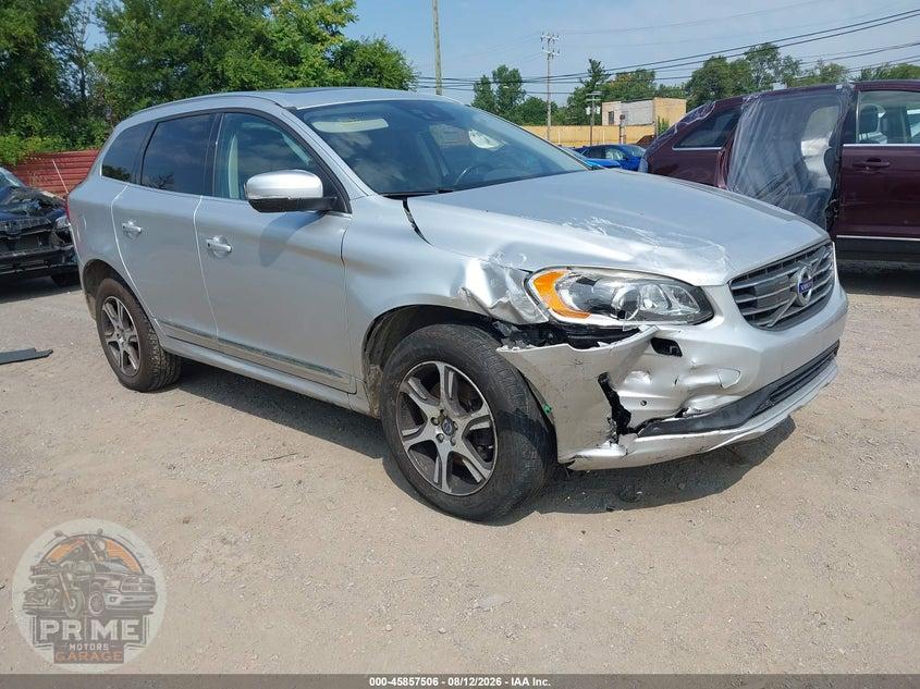 2015 VOLVO XC60 T6 PLATINUM — фото 1