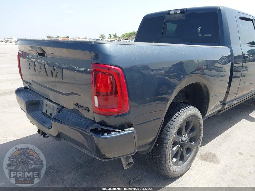 2025 RAM 2500 LARAMIE  4X4 6'4 BOX — фото 13