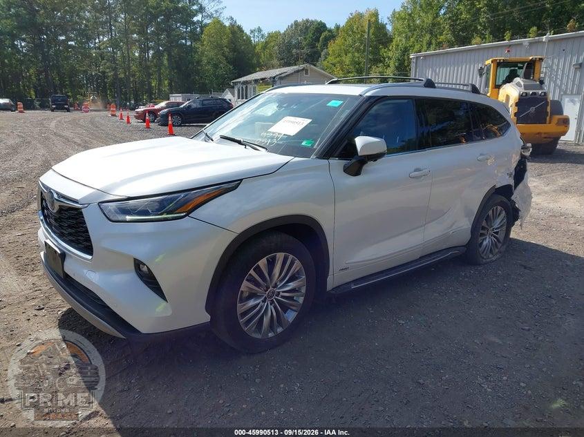 2023 TOYOTA HIGHLANDER HYBRID PLATINUM — фото 2